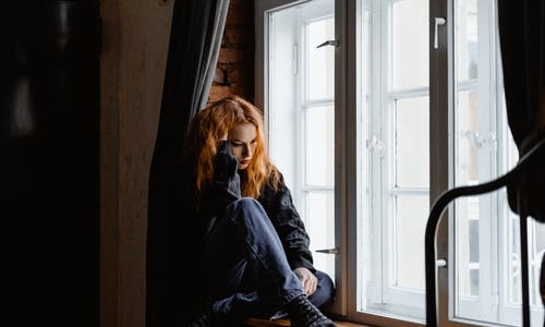 How Over-Idealizing Relationships Can Affect Women's Lives